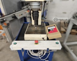 Maschine: YOSHIKAWA US-66 Drück-Nietmaschinen