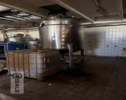 Maschine: DIVERSE  Edelstahltanks mit Rührwerk - diverse