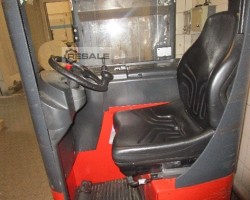 Maschine: LINDE  Fahrhubwagen Fahrersitz Kabine
