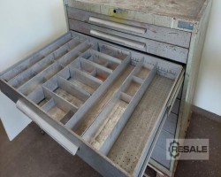Maschine: BOTT  Rollengelagerter Schubladenschrank