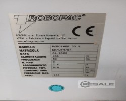 Maschine: ROBOPAC ROBOTAPE 50 M Kartonverschliessmaschinen