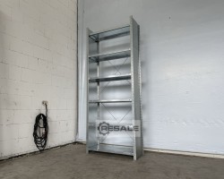 Maschine: META CLIP 2.475 x 435mm Fachbodenregale