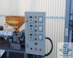 Maschine:   Kunststoff-Injektor