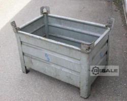 Maschine:   Stapelboxen