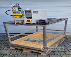 Maschine: TECNA 2102 Punktschweissmaschinen