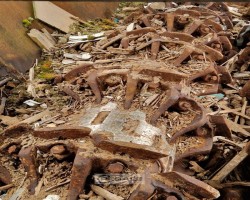 Maschine: KOMPTECH Crambo 6200 E Direkt Zweiwellenzerkleinerer