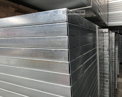 Maschine: SSI SCHÄFER R3000 Fachbodenregale