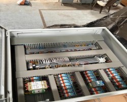 Maschine: CATERPILLAR 3512B Dieselgeneratoren