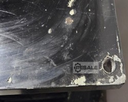 Maschine: FANUC  Roboter-Podest  Höhe 700 mm