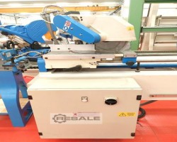 Maschine: OMGA TR 2B NC Doppelgehrungssägen