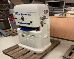 Maschine: FORTUNA Automat 3-30 Brötchenpressen