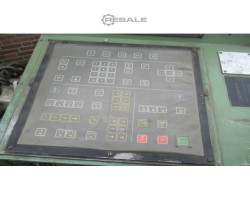 Maschine: MAHO MH-C 700 CNC Universalfräsmaschinen