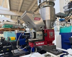 Maschine: WITTMANN Movacolor MCNexus Dosiergeräte