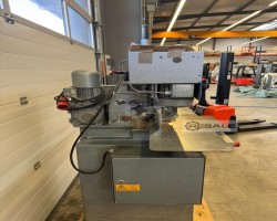 Maschine: HANG 136-04/4 Papierbohrmaschinen