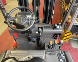 Maschine: MANITOU ME 318 