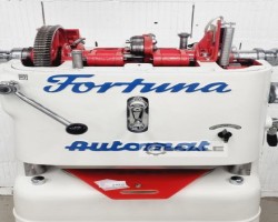 Maschine: FORTUNA Automat A 3 Brötchenpressen