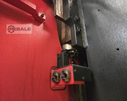 Maschine: AMADA HFE M2 1003 CNC Abkantpressen