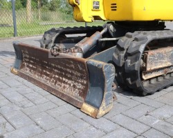 Maschine: KOMATSU PC16R-3HS Minibagger