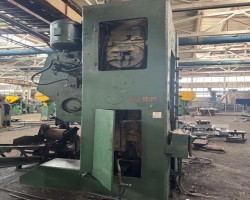 Maschine: BARNAU K8340 1000T Knuckle Joint Press