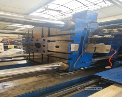 Maschine: SANDRETTO Serie 8  430/110 Spritzgiessmaschinen