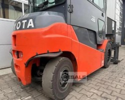 Maschine: TOYOTA 8FBMT45-869 Std. 34 PS (25 kW) 