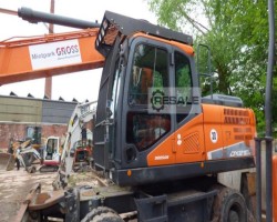 Maschine: DOOSAN DX 210 W Kettenbagger