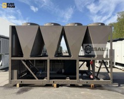 Maschine: YORK YLAA0517HE 520.6 KW Chiller