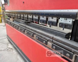 Maschine: AMADA HFP 130-3 CNC Abkantpressen