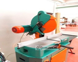 Maschine: OMS SALVARANI FC 350 R Kappsägen