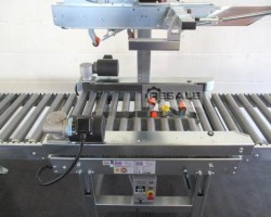 Maschine: SOCO SYSTEM T-100 Kartonverpackungsmaschinen