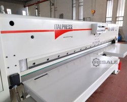 Maschine: ITALPRESSE IT/310 Furniersägen