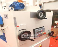 Maschine: ITALPRESSE R4/130 Leimmaschinen