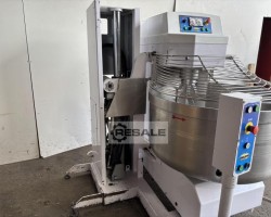 Maschine: MACPAN MSPV300 Selbstkippender Schüsselmixer