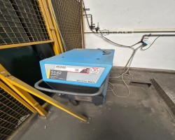 Maschine: CLOOS ROMAT 310 Schweissroboter