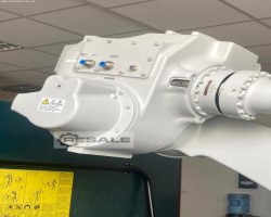 Maschine: MITSUBISHI RV-70FM-D1-S15 Industrieroboter