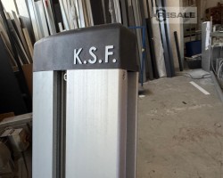Maschine: KOU SHENG FENG (K.S.F.) GT2 Fenster-Lifter (Verglasungshilfe)