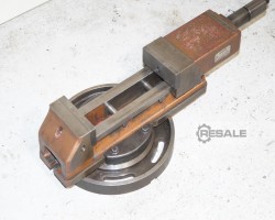 Maschine: SAURER-ALLMA Allmatic 160/300 -rotatable Maschinenschraubstöcke