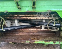 Maschine: LUDDEN AND MENNEKES LM20L Containerpressen