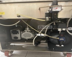 Maschine: HENKOVAC TPS Compact XL Schalenversiegelungsmaschinen