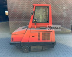 Maschine: HAKO JONAS 1700 Aufsitzkehrmaschine