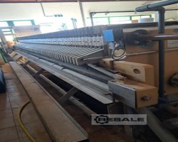 Maschine: NETZSCH 800/80 Pressen