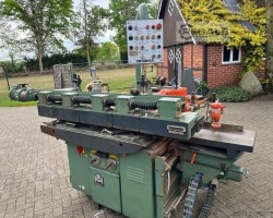 Maschine: OKOMA UF1S Winkelanlagen für Fensterherstellung