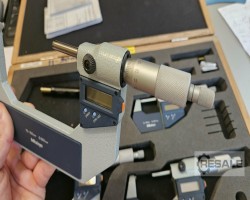 Maschine: MITUTOYO MDC-100MST Digimatic-Mikrometer eingestellt 0-100 mm, 0,001 mm