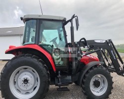 Maschine: MASSEY FERGUSON 5435 Frontladertraktoren