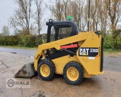 Maschine: CATERPILLAR 236 D Kompaktlader