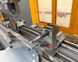Maschine: HACO ERM 25100 CNC Abkantpressen