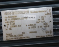 Maschine: SEW R47 D190S4 Getriebemotor