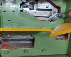 Maschine: MUBEA MIW 600 Lochstanzen