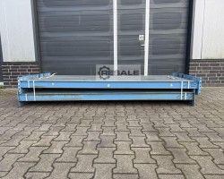 Maschine: SSI SCHäFER PR350 Lichte Weite: 2690mm/I00x50mm Palettenregaltraverse Traverse Regaltraverse