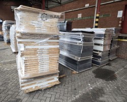 Maschine:   Posten Türen (12 Paletten)